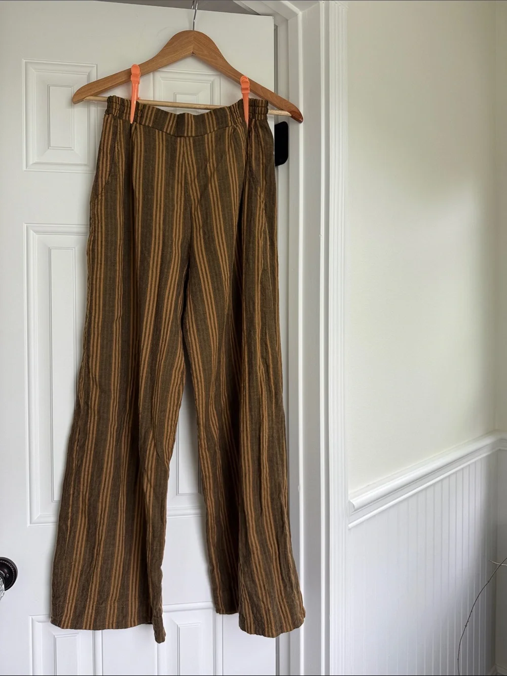 Liz Alig Striped Two-Piece Wide-Leg Set in Brown and Mustard - Picture 4 of 13